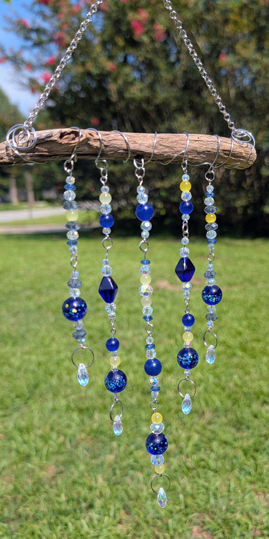 Driftwood suncatcher - Blue glass